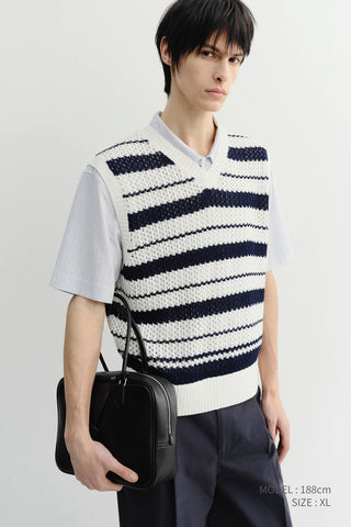 UNISEX CHUNKY STRIPED KNIT VEST NAVY