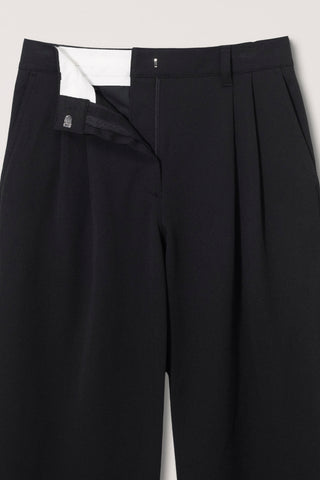 DOUBLE PLEATED WIDE SLACKS BLACK