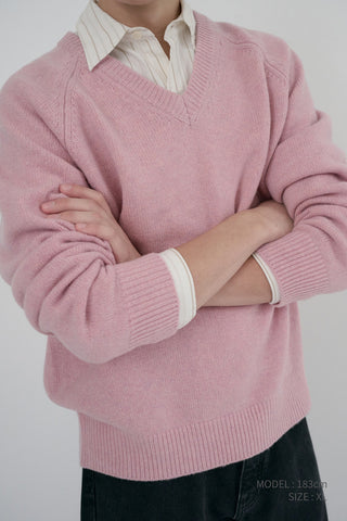 UNISEX SOFT VOLUME V-NECK SWEATER SOFT PINK