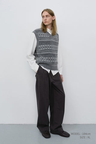 UNISEX CRAFTED V-NECK KNIT VEST GREY