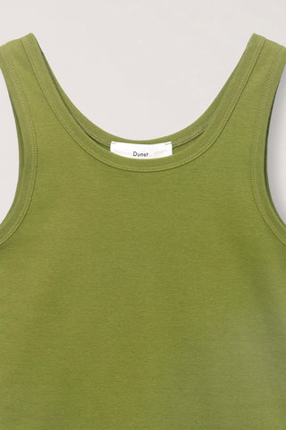 ESSENTIAL SLEEVELESS TOP OLIVE