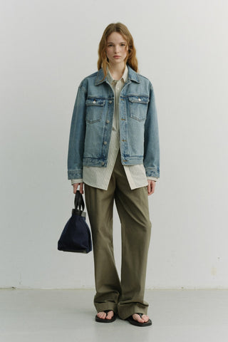 UNISEX DENIM TRUCKER JACKET LIGHT BLUE