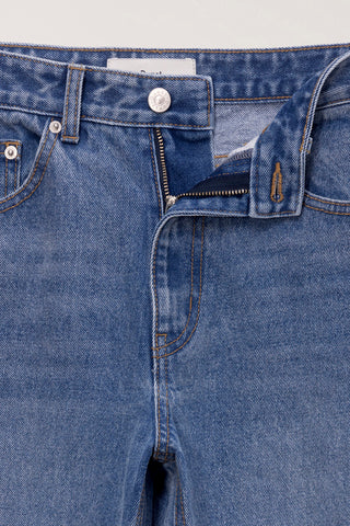ESSENTIAL CROPPED JEANS LIGHT BLUE