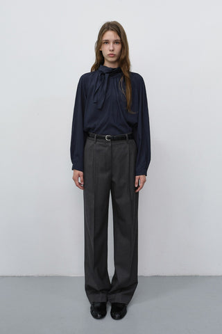 PLEATED SEMI-WIDE SLACKS CHARCOAL GREY