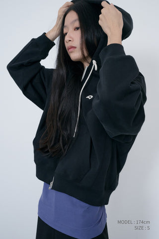 UNISEX LEATHER LOGO ZIP-UP HOODIE BLACK