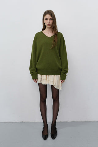 UNISEX CASHMERE V-NECK SWEATER OLIVE GREEN